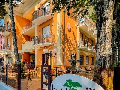 hotelfraipini it macfrut-offerta-in-hotel-a-rimini 019